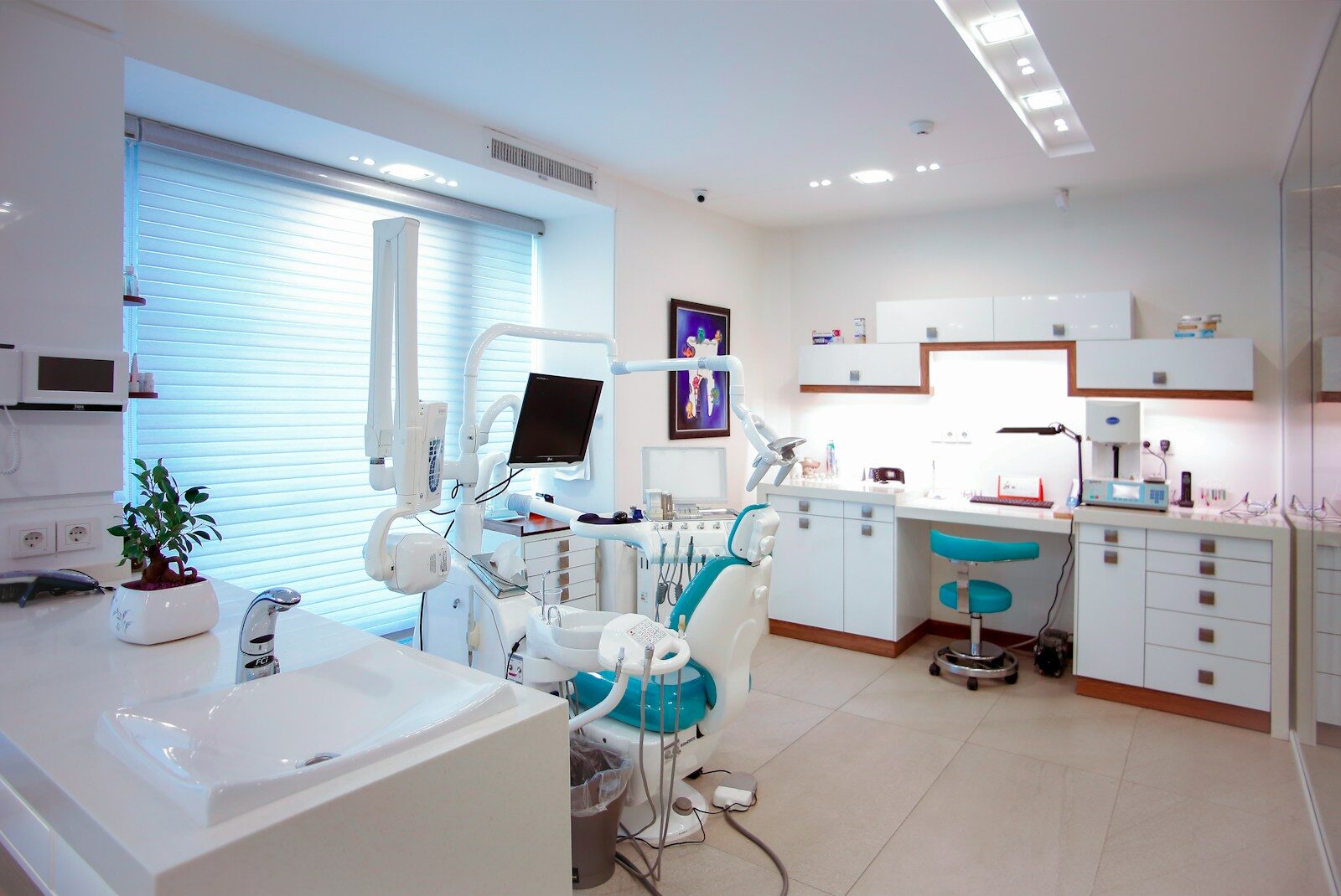 Dental Malpractice: Does Dental Malpractice Insurance Cover Lapses, Gaps or Prior Acts?